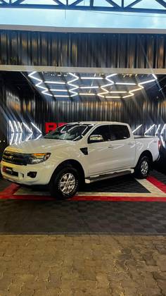 FORD RANGER 2.2 XL 4X4 CD 16V DIESEL 4P MANUAL FORD RANGER 2.2 XL 4X4 CD 16V DIESEL 4P MANUAL